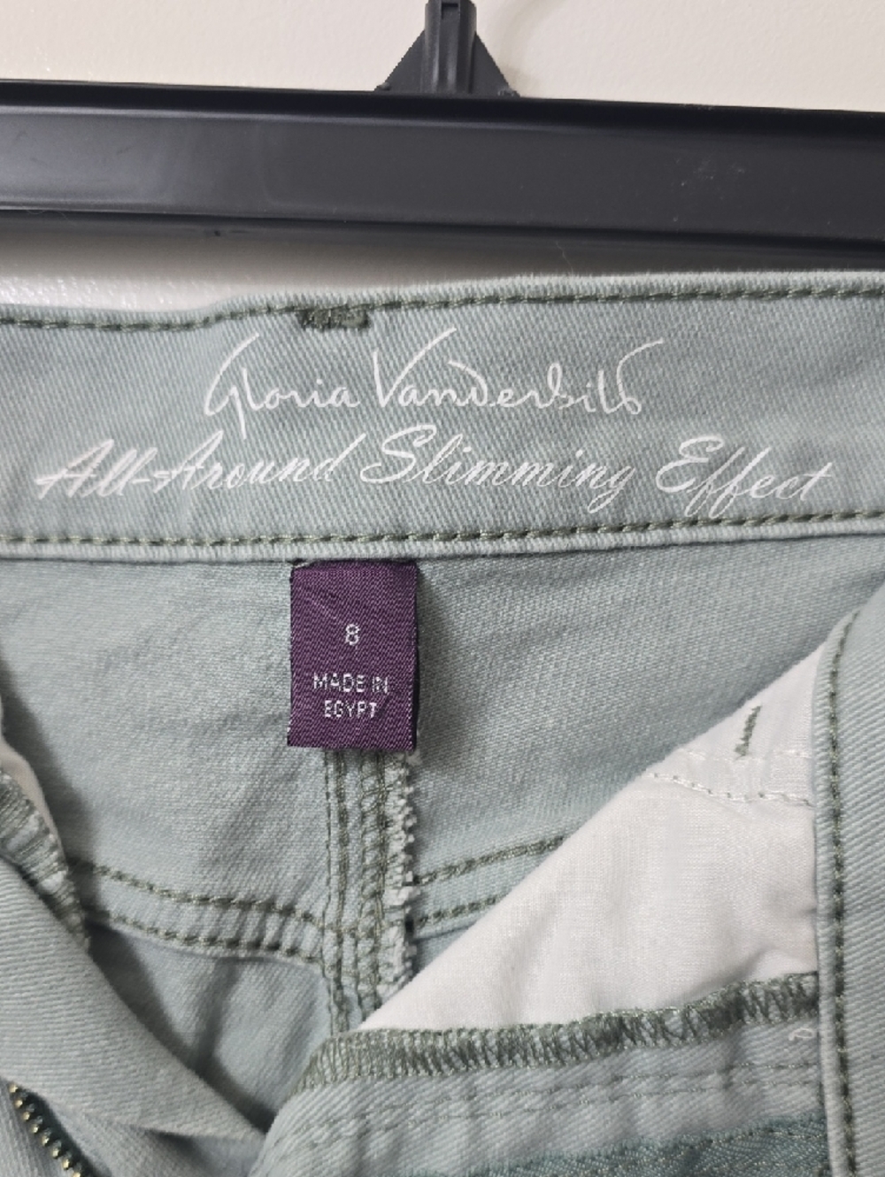 Gloria Vanderbilt Men's Pale Mint Flat Front Shorts - Picture 2 of 3